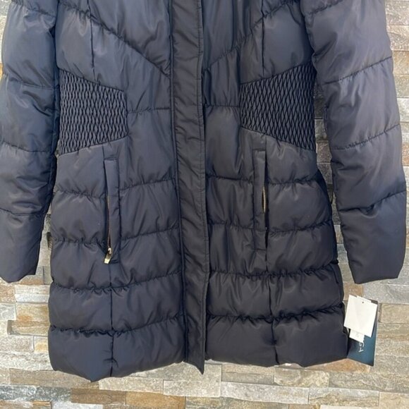 Via Spiga Women's Diamond Quilted Down Coat with Faux Fur Collar - Picture 7 of 12